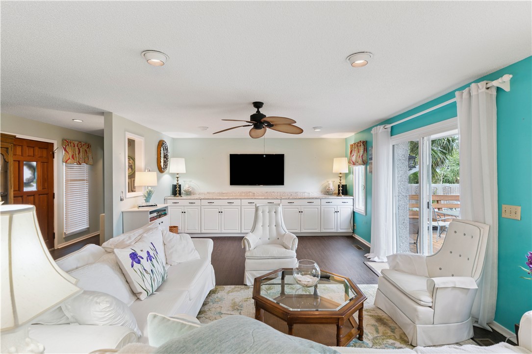 104 Demere Retreat Lane