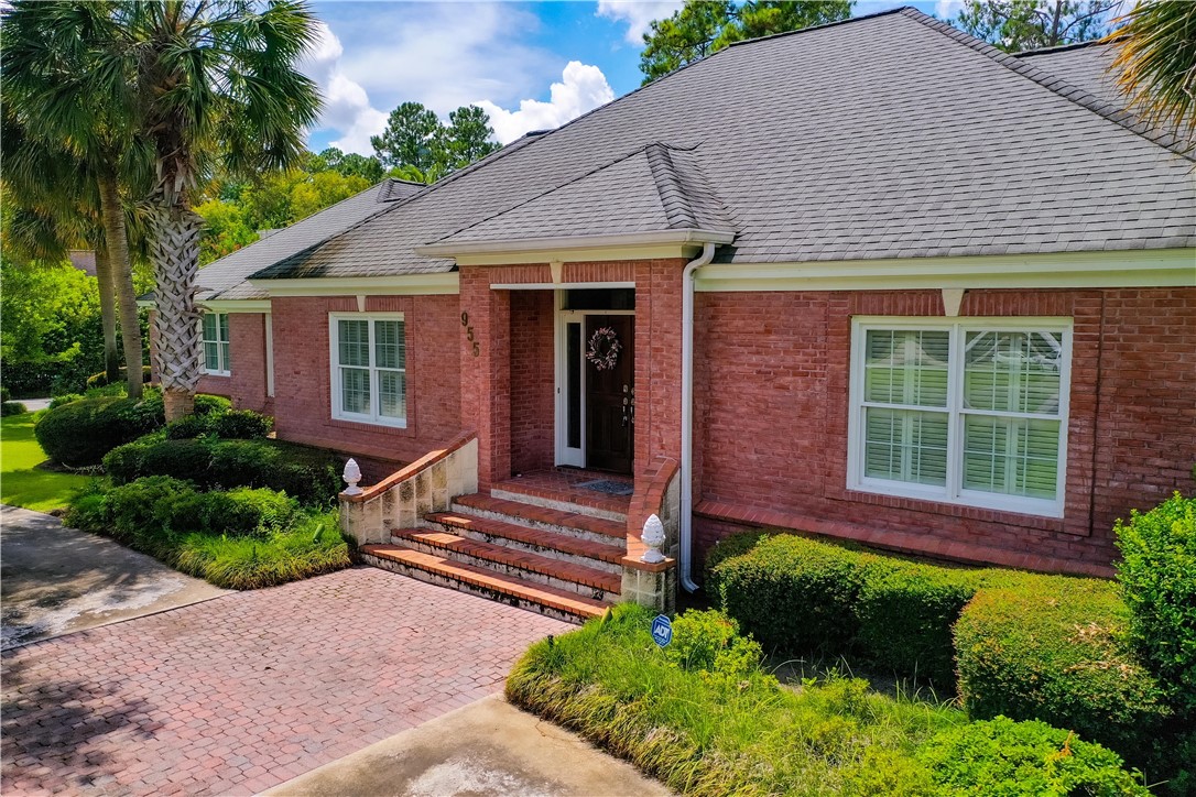 955 Lynn Drive