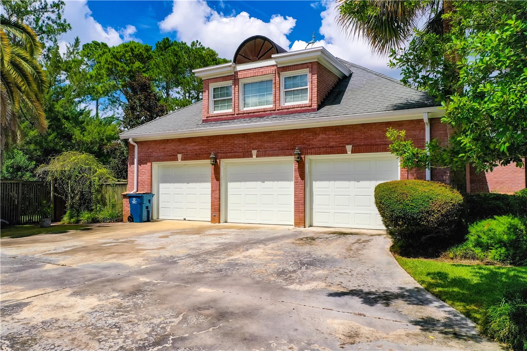 955 Lynn Drive