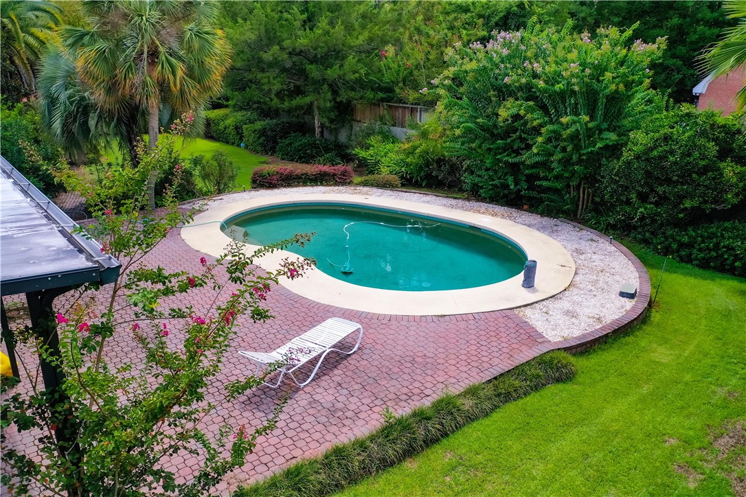 955 Lynn Drive