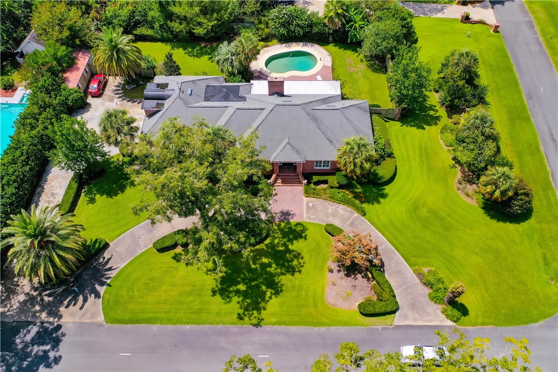 955 Lynn Drive