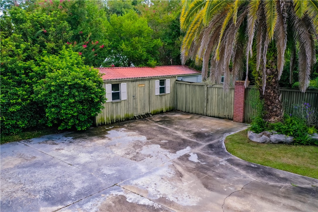 955 Lynn Drive