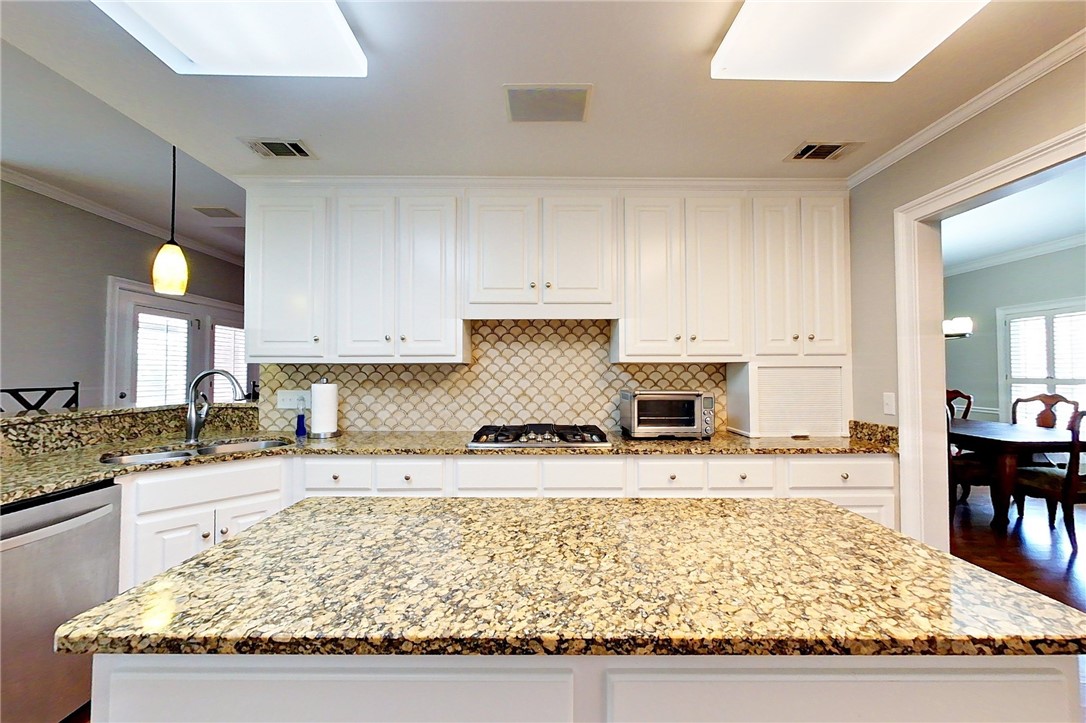 955 Lynn Drive