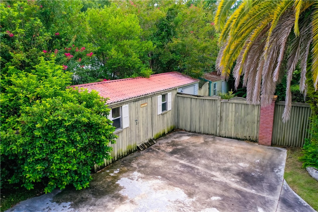 955 Lynn Drive