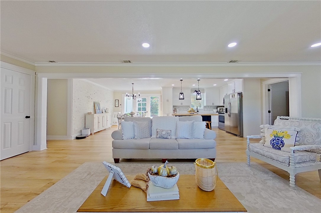 5725 Industrial Blvd