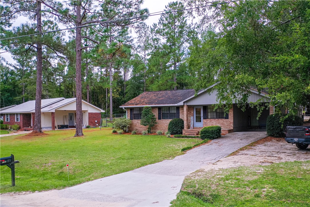 936 Azalea Street