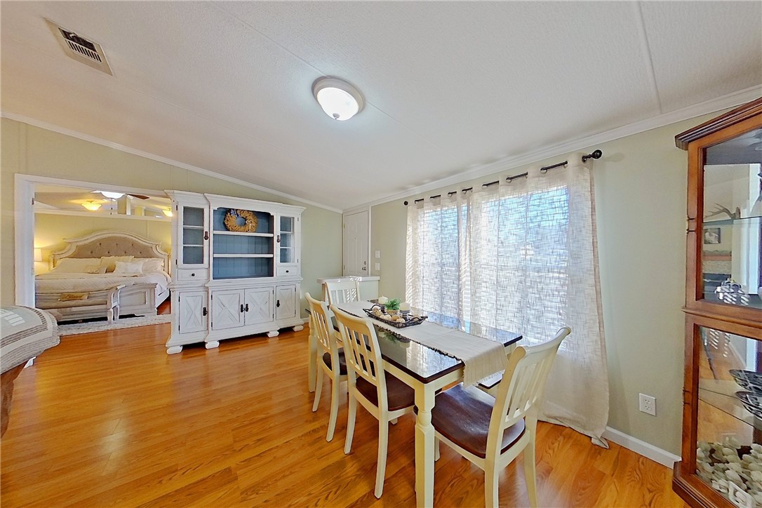 2304 Gillis Circle