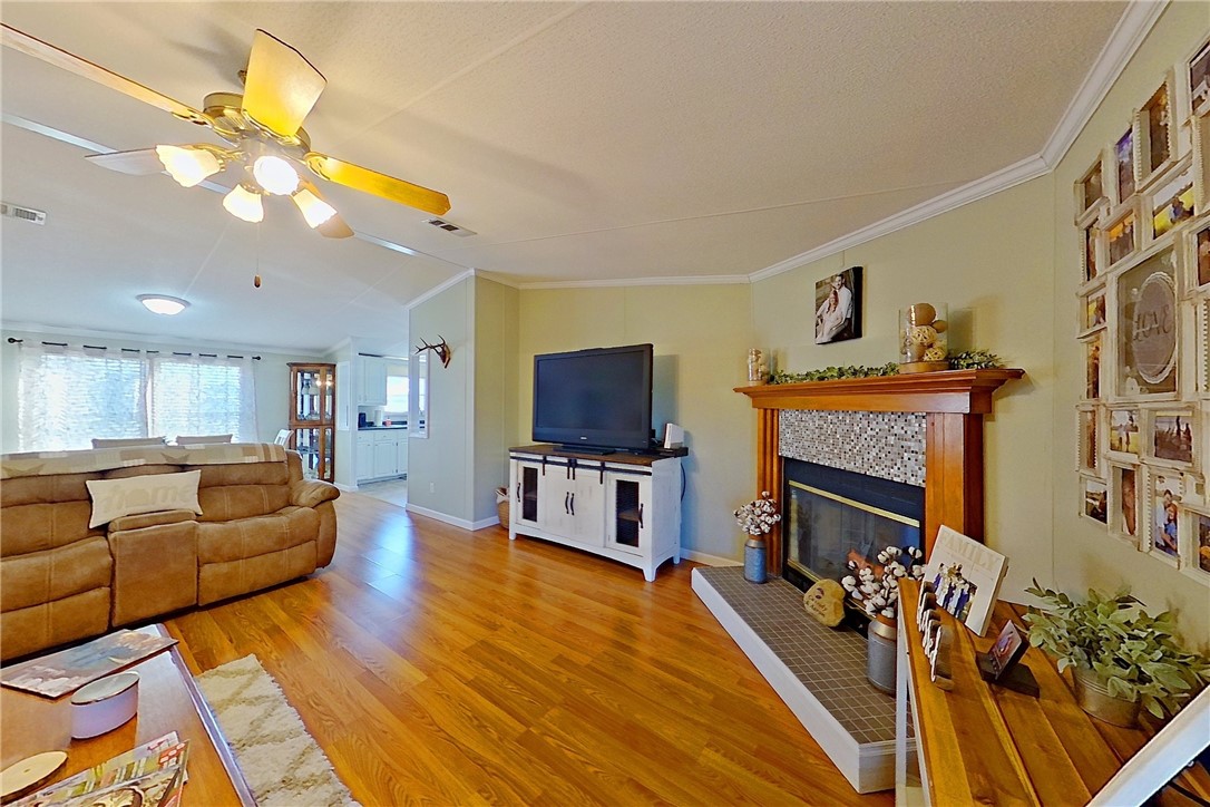 2304 Gillis Circle