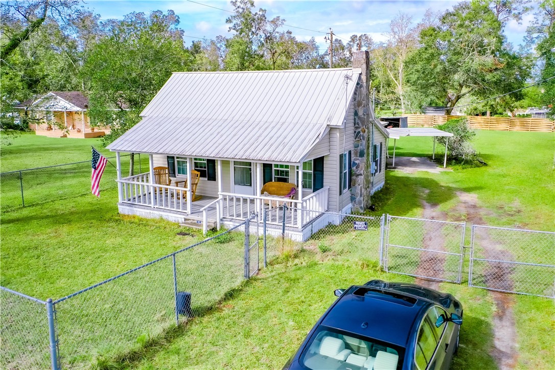 1013 E Waring Street