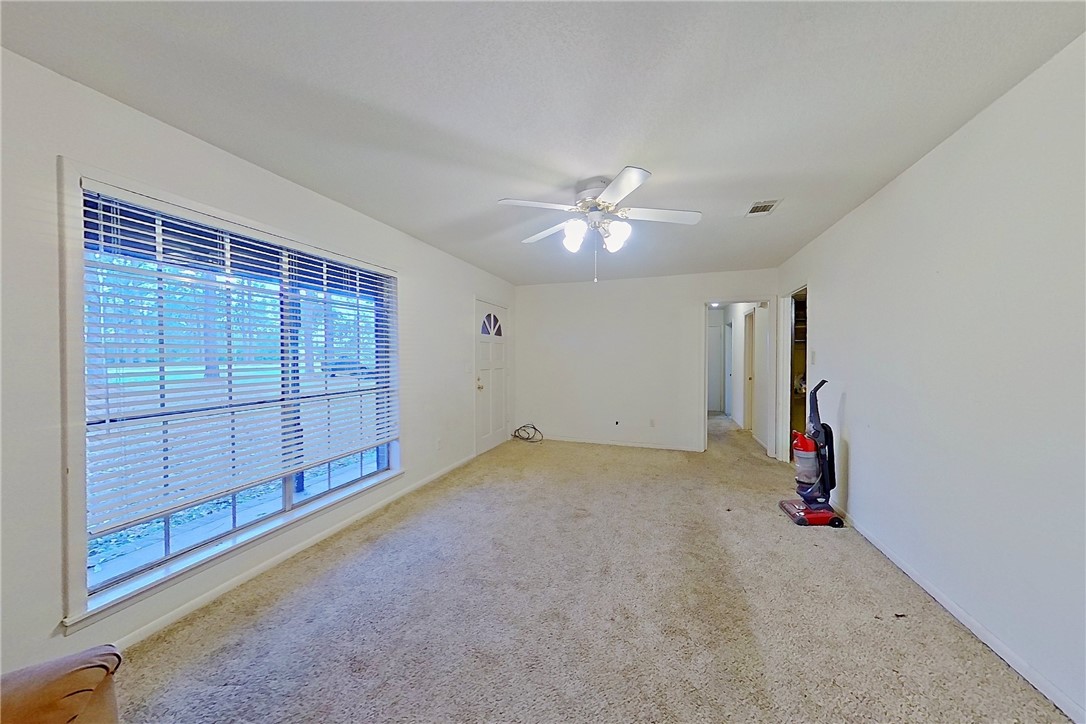 6034 E Main Street