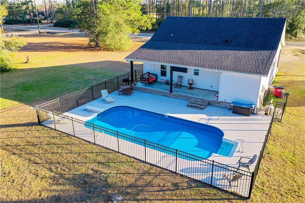 5512 Owens Road
