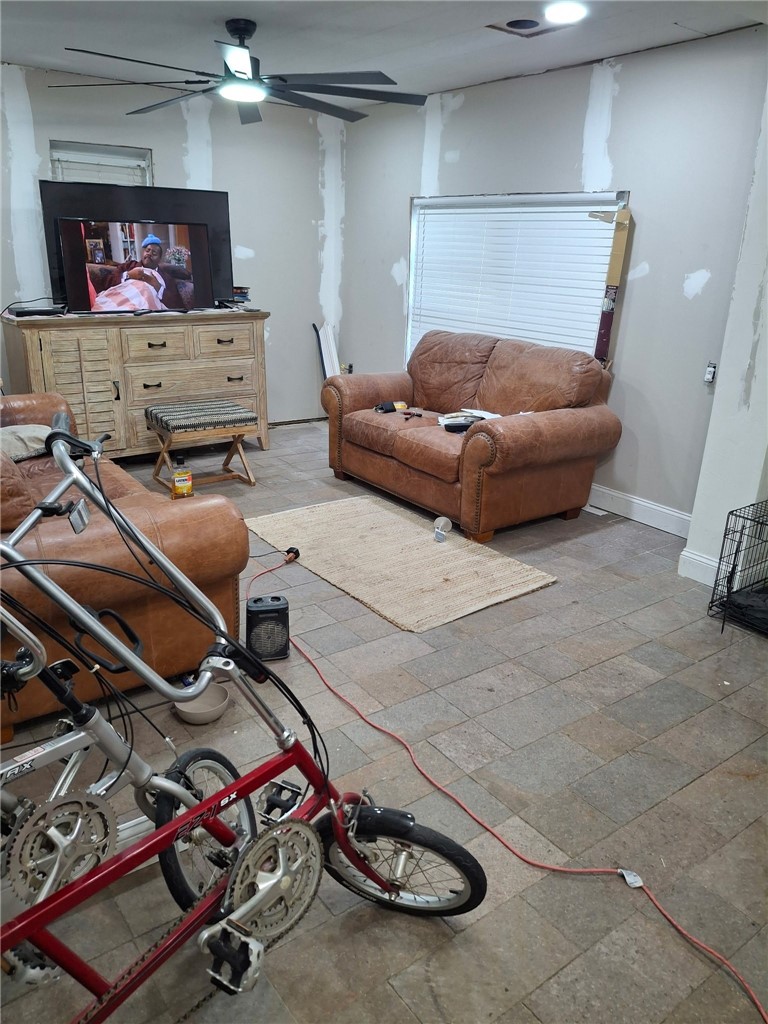 1906 Buchannon Street