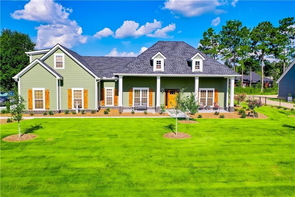 627 Saddle Circle