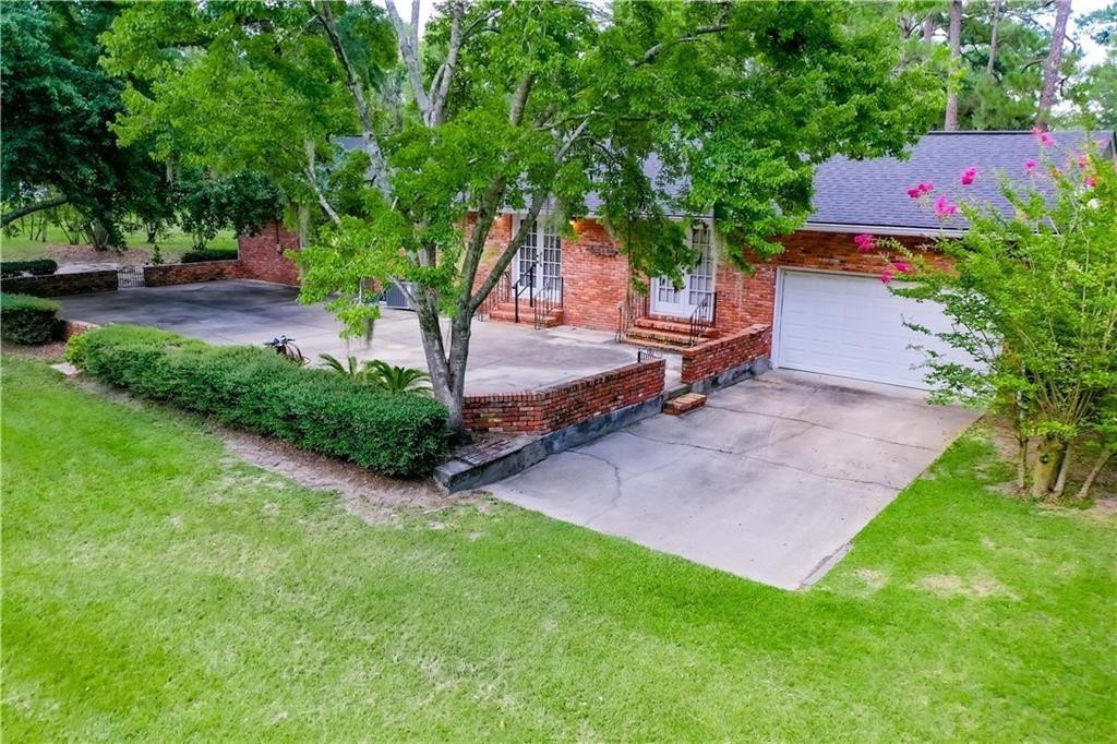 1120 College Ave