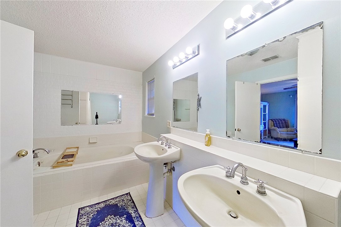 40 Palmetto Path Lane