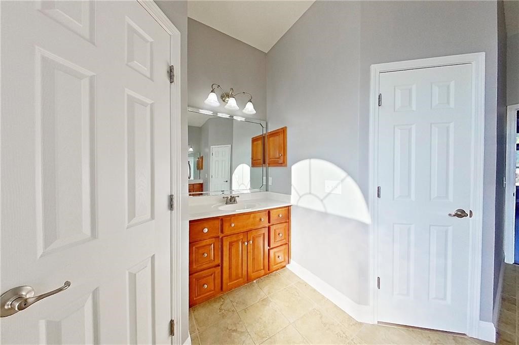 606 Stonewall Jackson Place