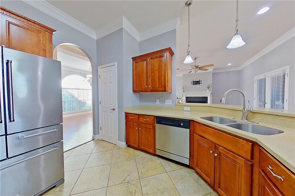 606 Stonewall Jackson Place