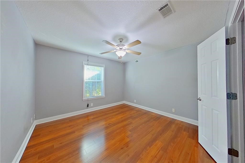 606 Stonewall Jackson Place