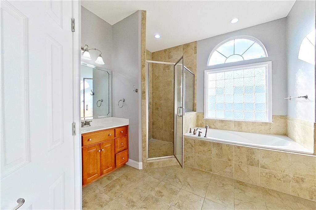 606 Stonewall Jackson Place