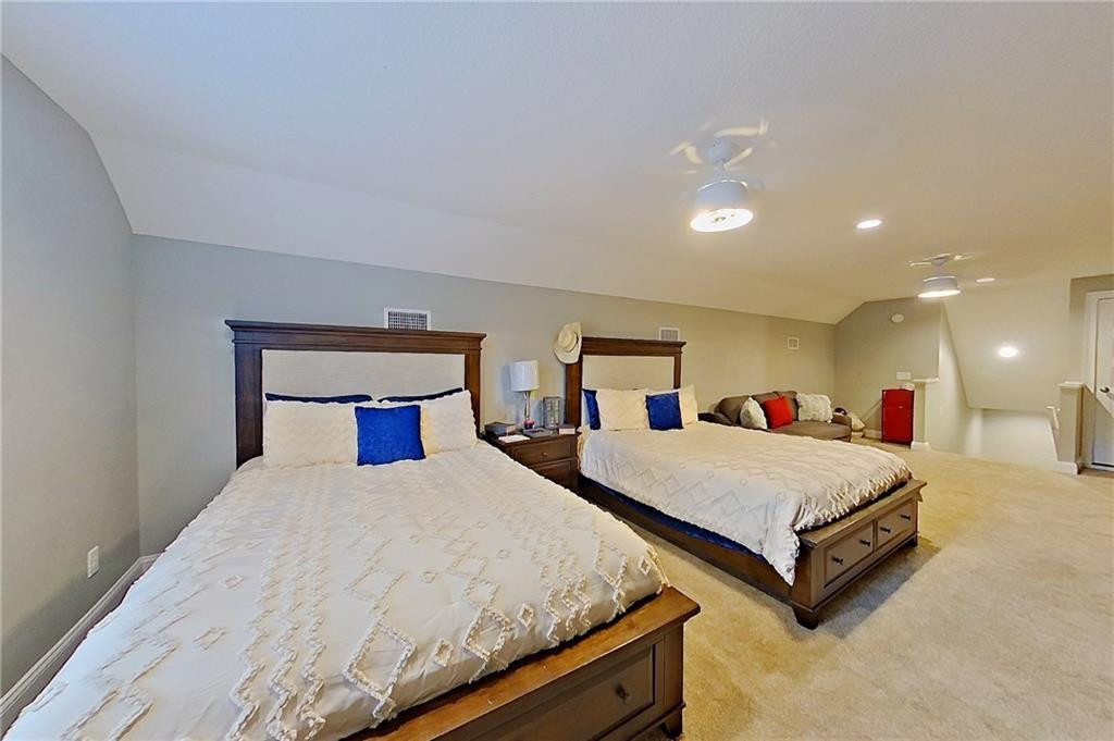 1296 N River Oaks Drive
