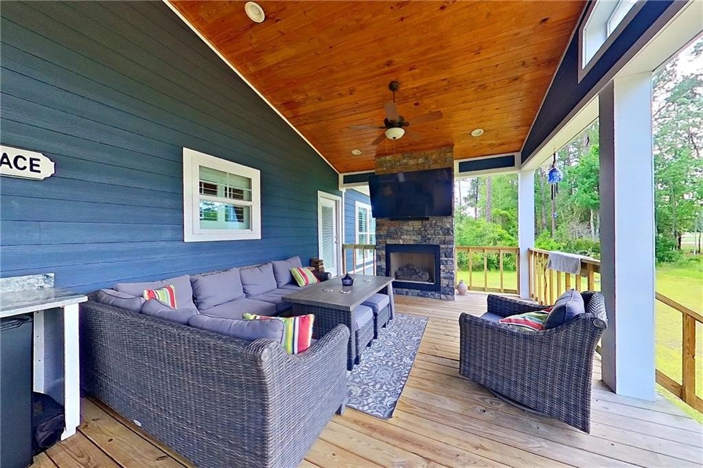 1296 N River Oaks Drive