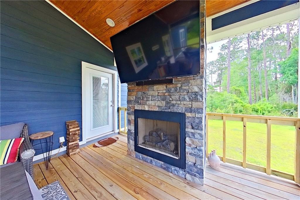 1296 N River Oaks Drive