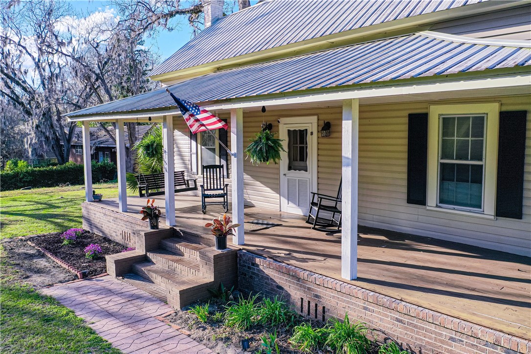 2158 Cherokee Street