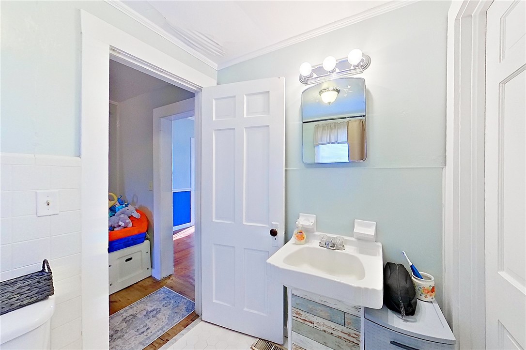 2158 Cherokee Street