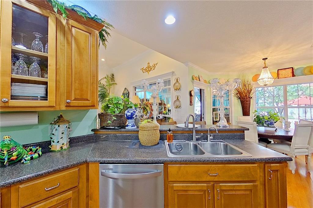 3952 Golfview Drive