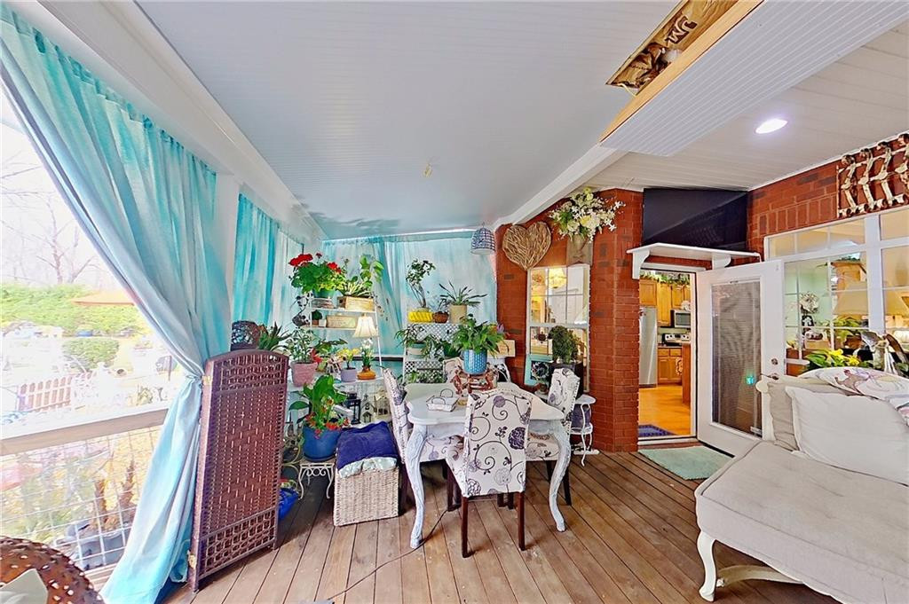 3952 Golfview Drive
