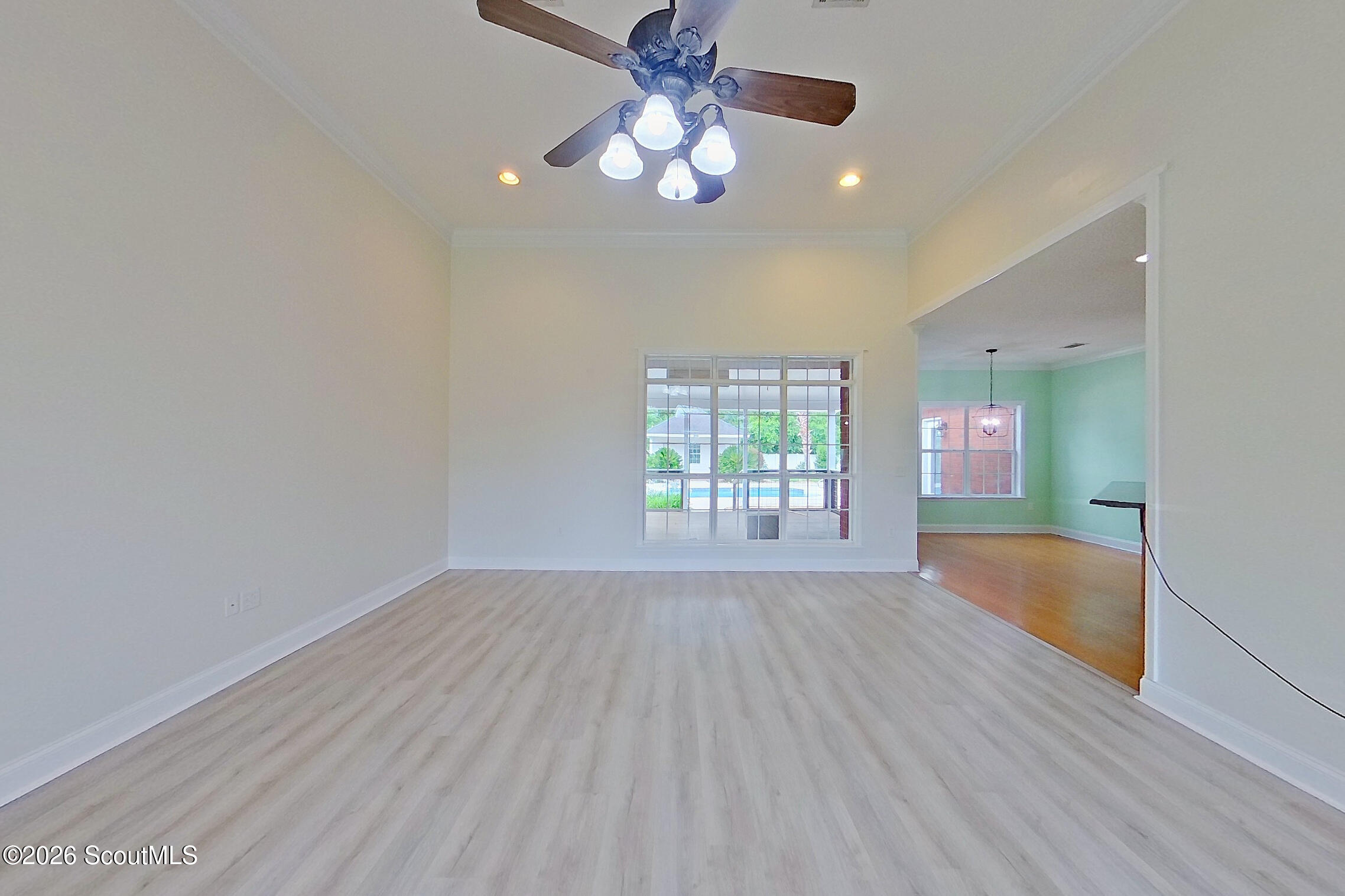 3952 Golfview Drive