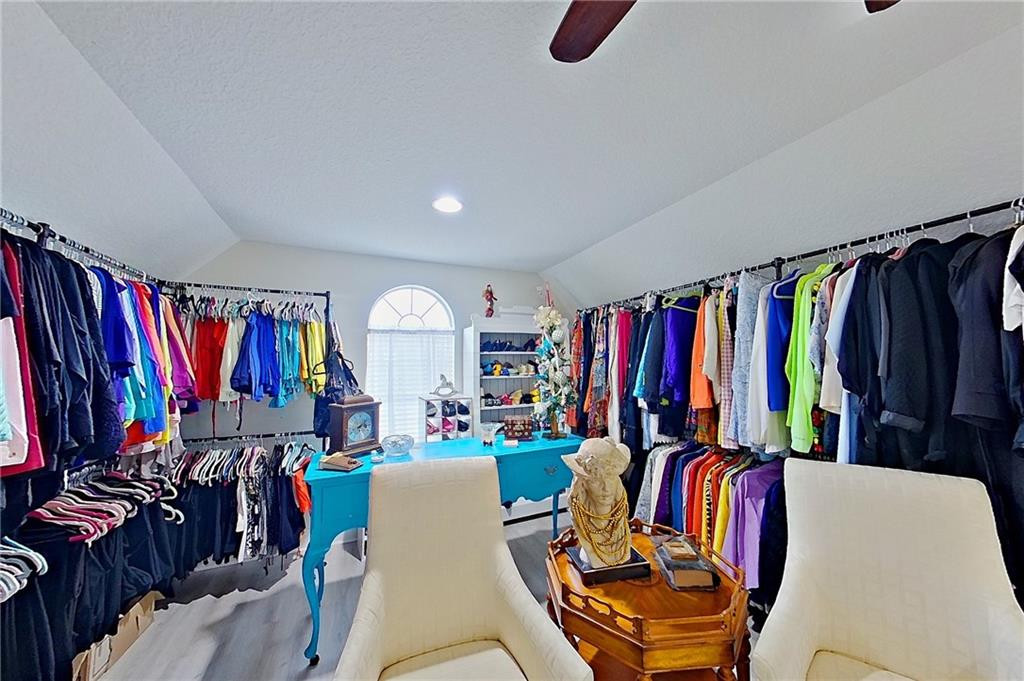 3952 Golfview Drive