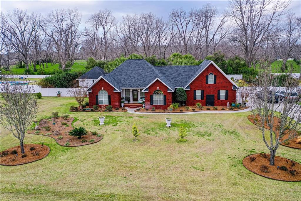 3952 Golfview Drive