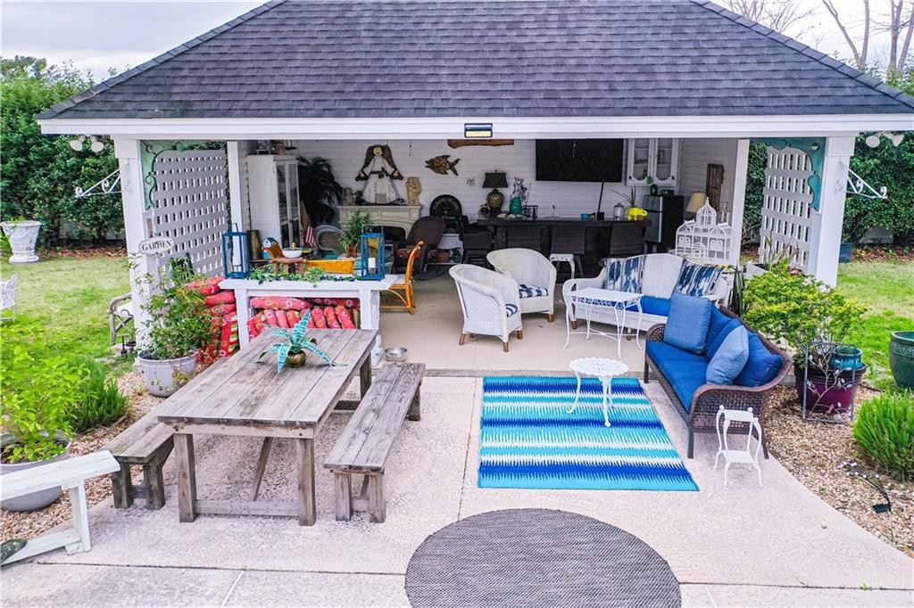 3952 Golfview Drive