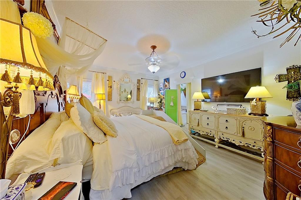 3952 Golfview Drive