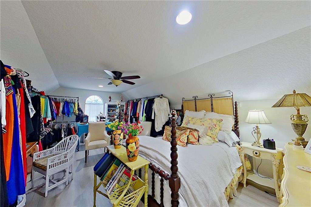 3952 Golfview Drive