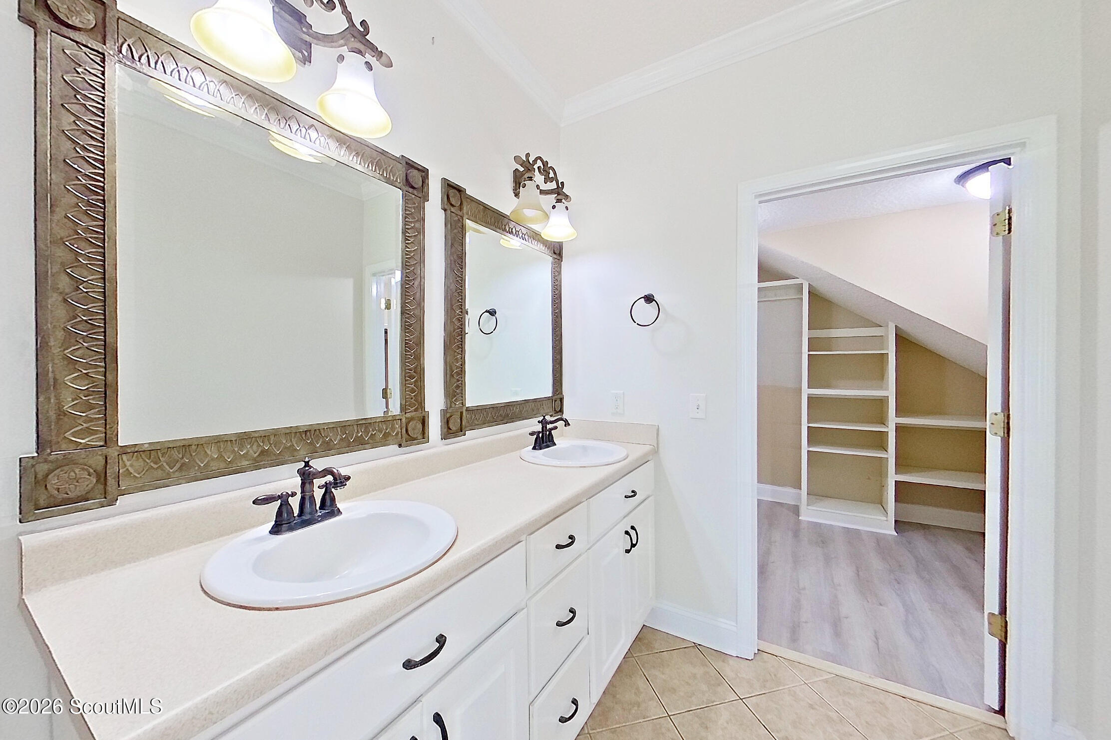 3952 Golfview Drive
