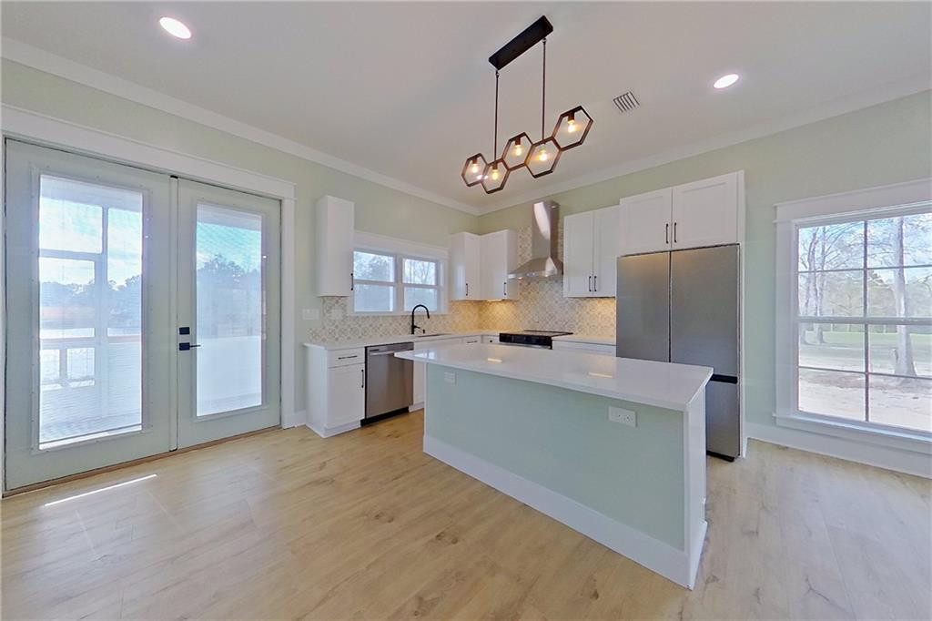 1002 Azalea Drive