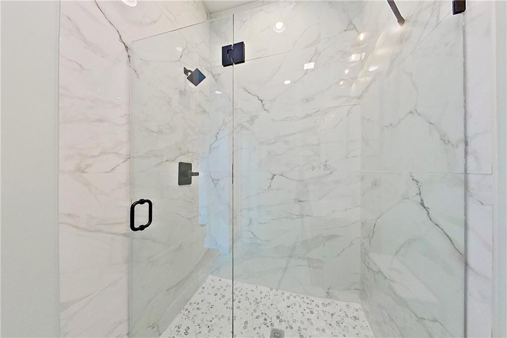 1002 Azalea Drive