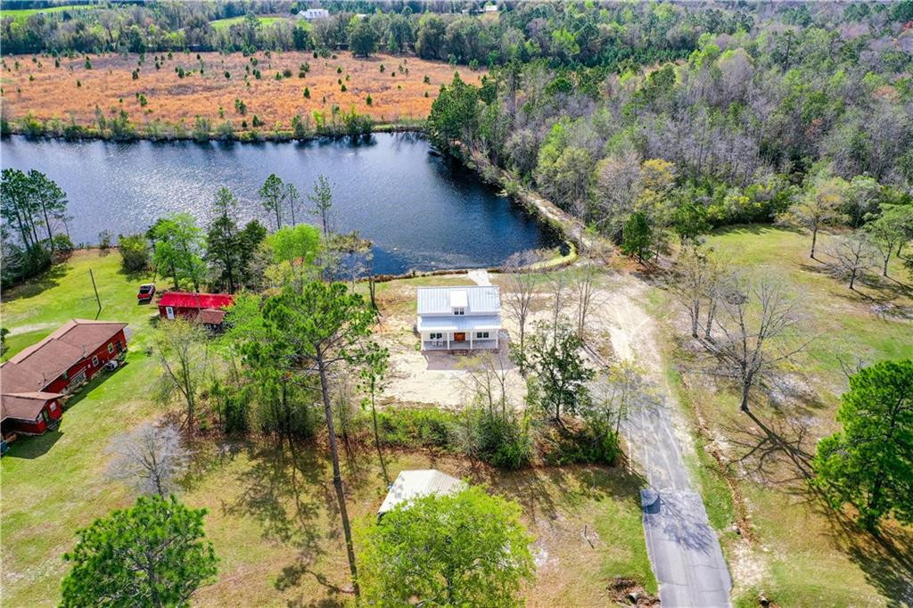 1002 Azalea Drive