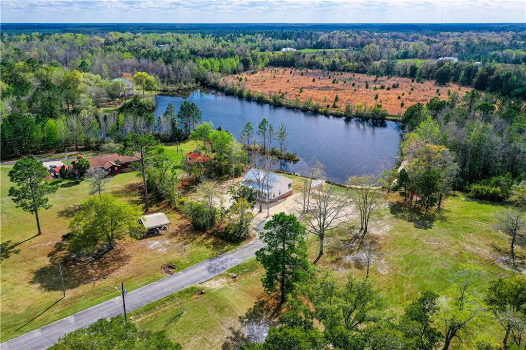 1002 Azalea Drive
