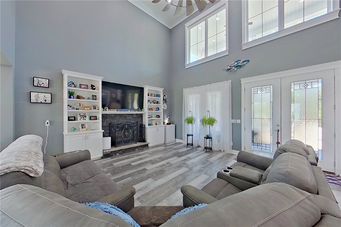 116 Plantation Pines Drive