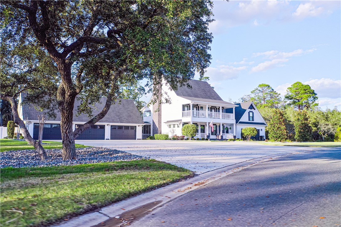 116 Plantation Pines Drive