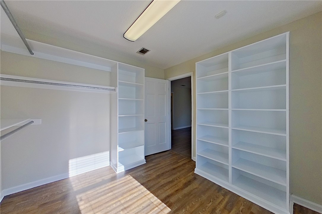 180 Heritage Circle