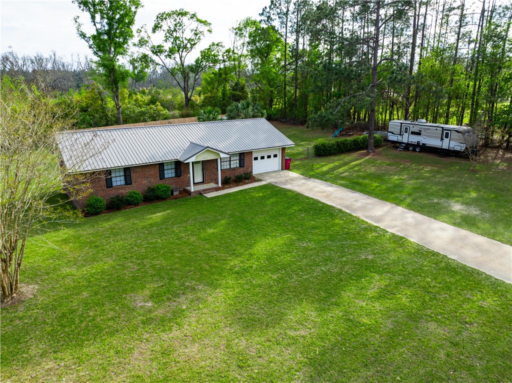 3433 Pecan Lane