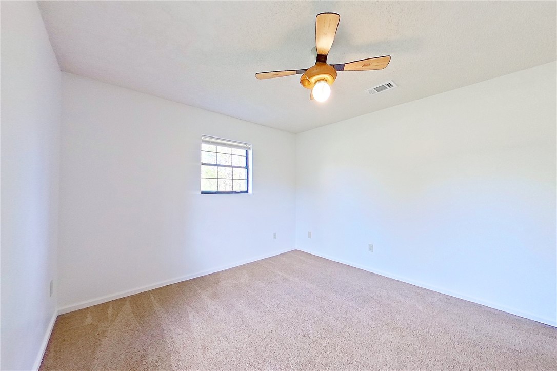 3433 Pecan Lane