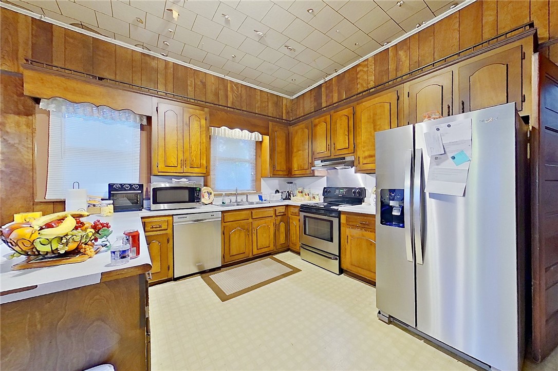 241 Strickland Ave