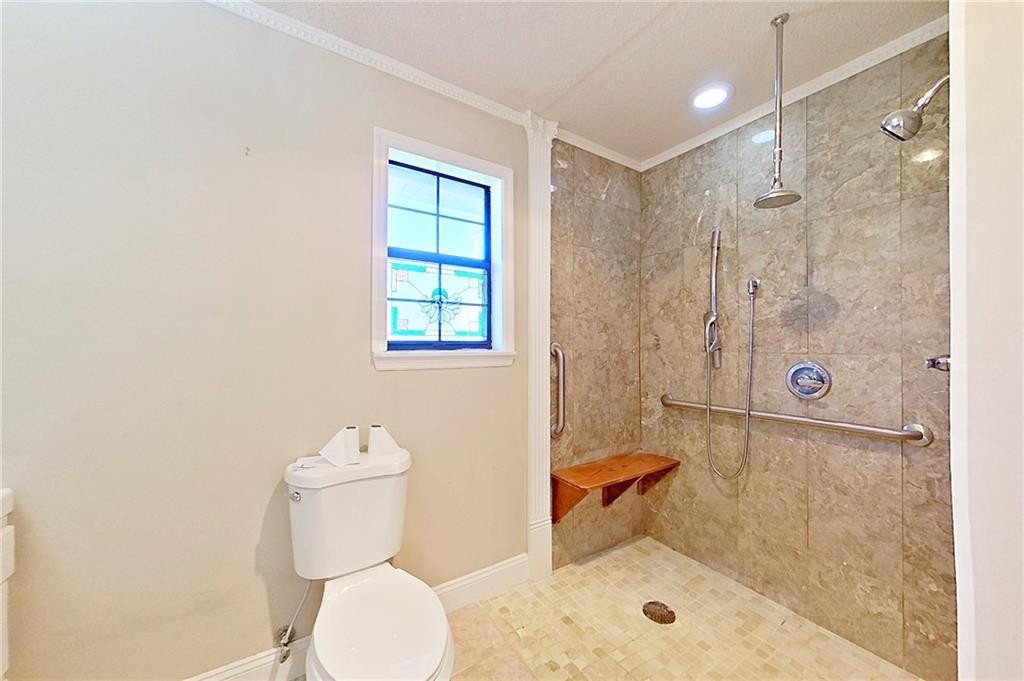 1140 Highland Drive