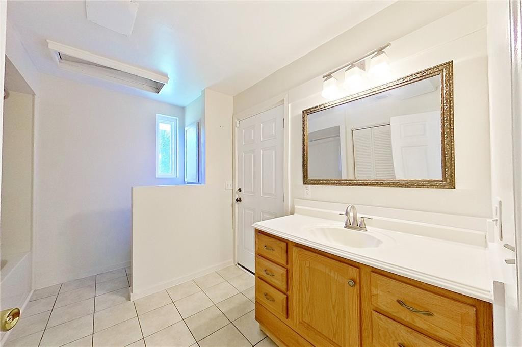 1140 Highland Drive