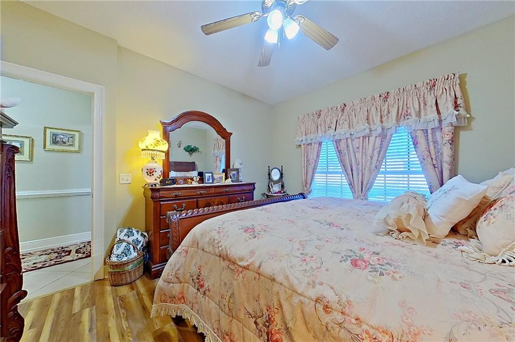 6332 Sun Dell Circle